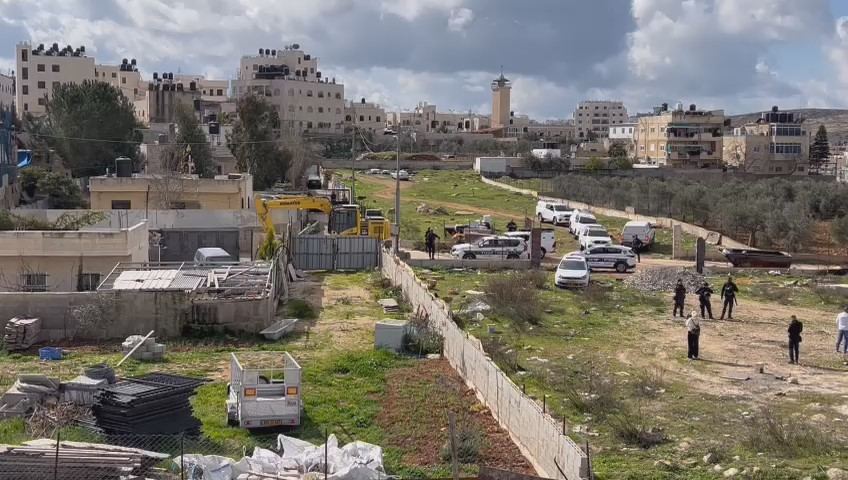 عدالة: تعليمات الوزير بهدم منازل بشرق القدس غير قانونية